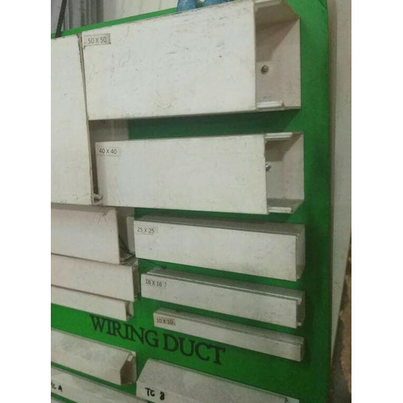 Kabel Duct 40x25 mm Duct 40 x 25 mm putih per btg