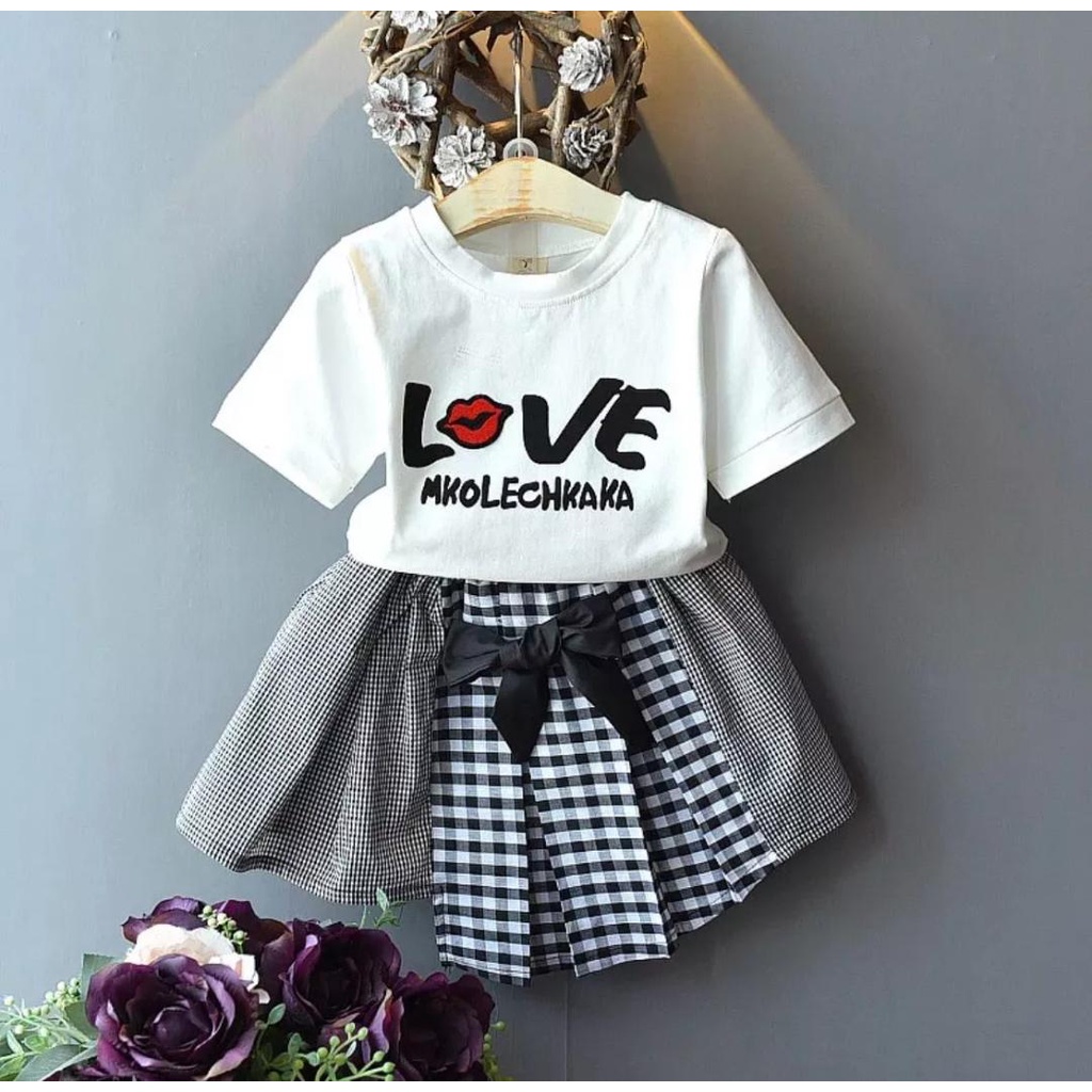 SETELAN KAOS  ANAK BAWAHAN ROK  KISLOVE TERBARU BAHAN COMBET 1-5 TAHUN