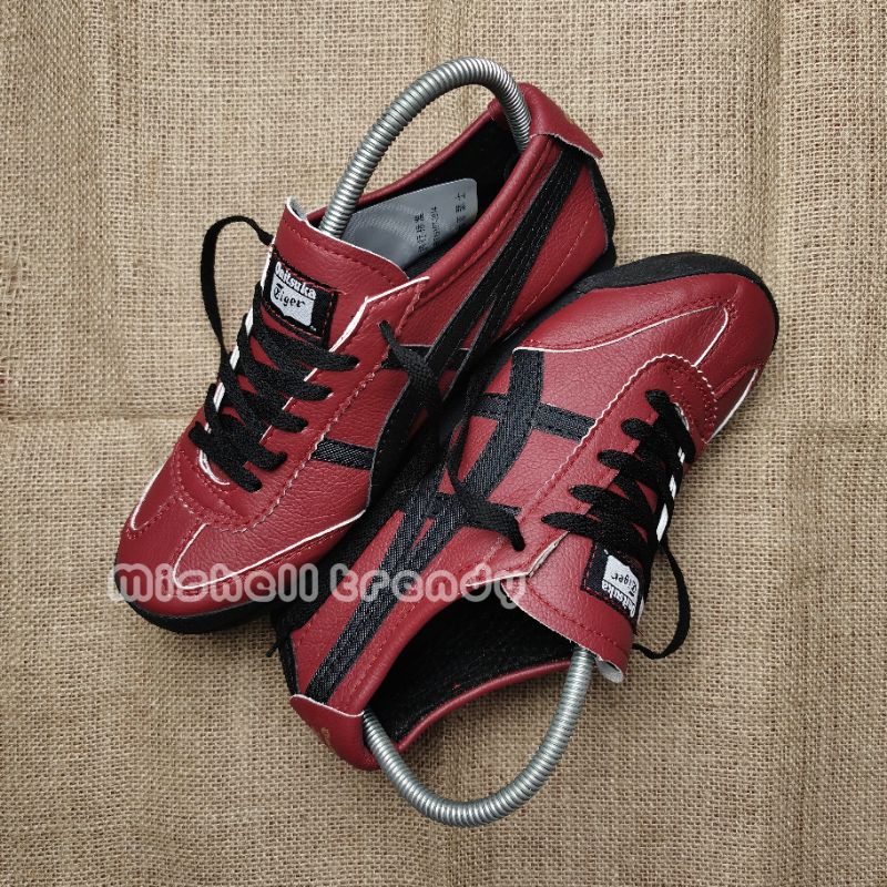 BISA COD - Sneakers Sepatu Tali Pria / wanita ONlTSUKA Premium Bahan SUEDE