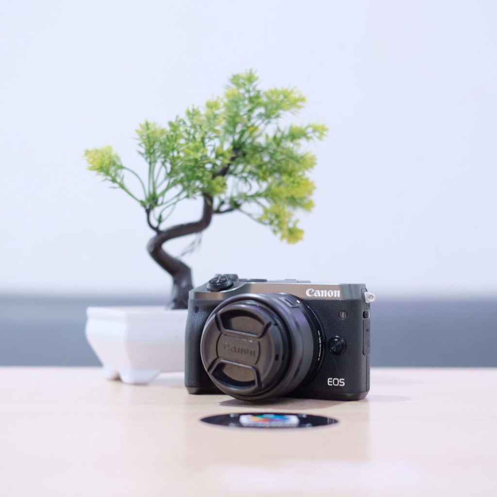 Kamera Mirolles Canon Eos M6