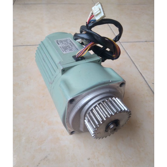 Ac Motor Gearbox 220V Ratio 1:25 64.4Rpm Type GMS130U25 BLDC