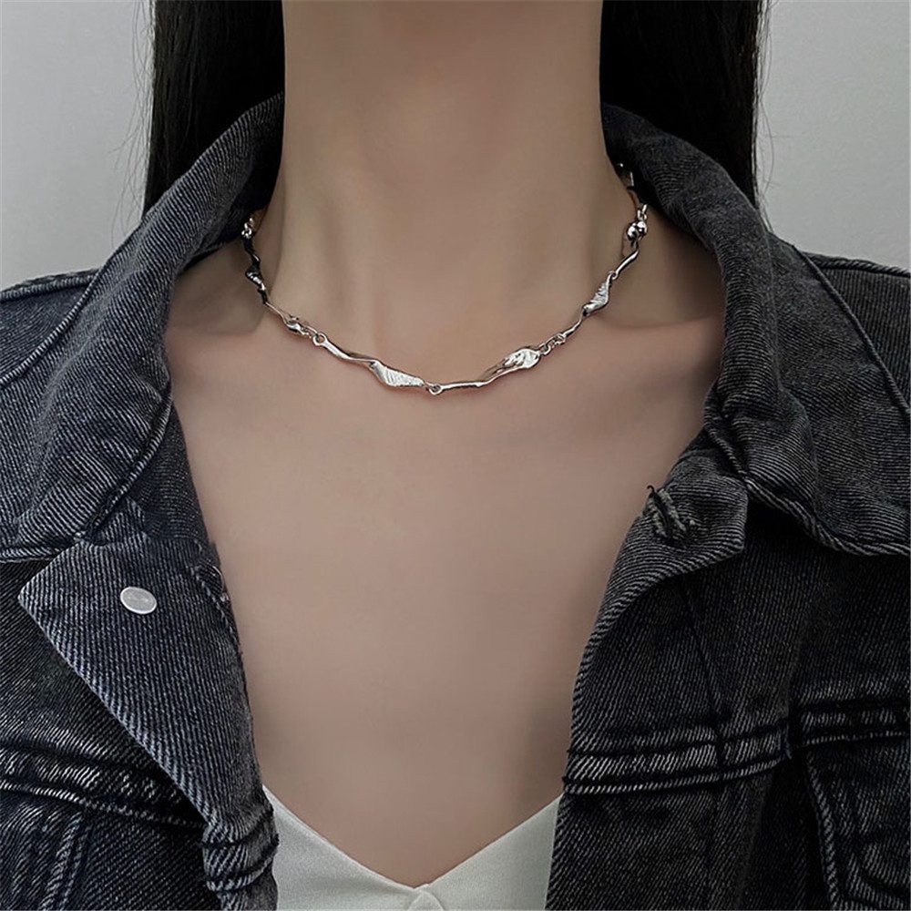 Kalung Rantai Klavikula Model Irregular Splicing Gaya Punk hip Hop Untuk Wanita