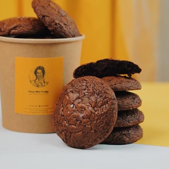 

Trendy !! JAR OF BROKIE MISS FUDGY BROWNIES COOKIE 6PCS - @DIZZY.FUDGY 향