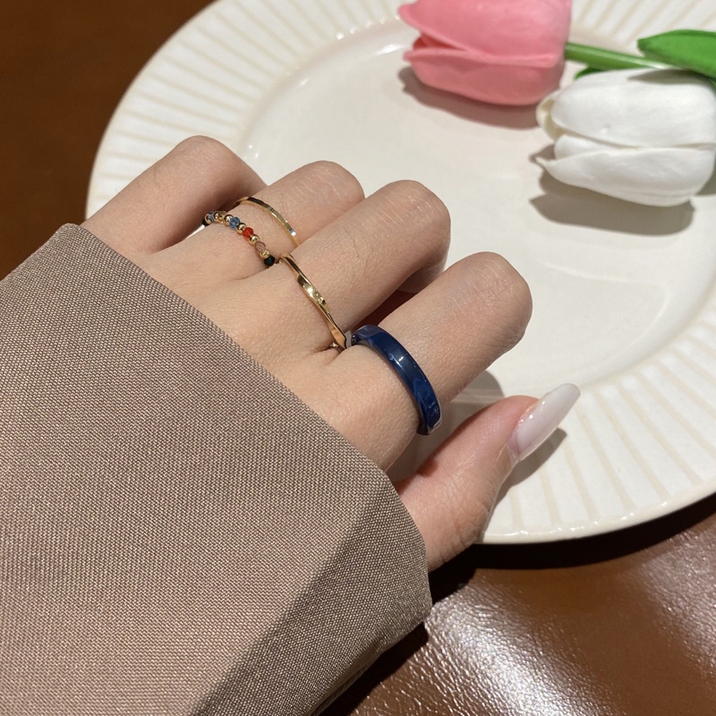 Cincin Jari Telunjuk Warna Kontras Gaya Retro Hong Kong Untuk Wanita