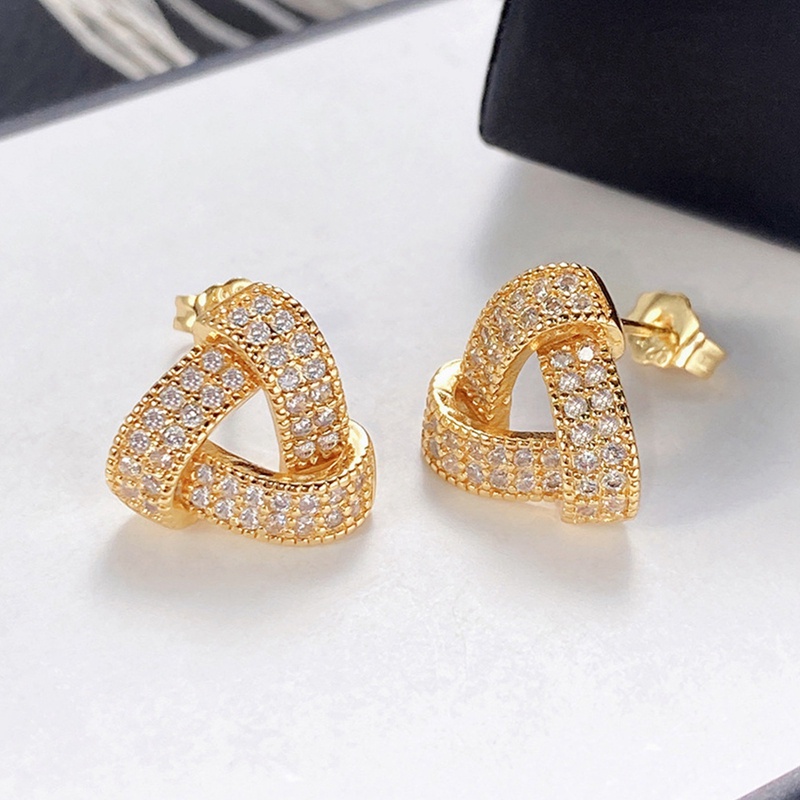 Anting Stud Bentuk Segitiga Aksen Batu Kubik Zirkonia Serbaguna Untuk Wanita