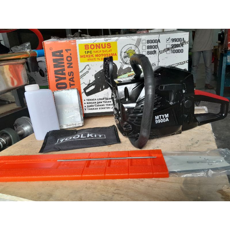 SENSO MESIN GERGAJI KAYU/CHAINSAW MOTOYAMA 9900A BLACK BAR 22 INCH