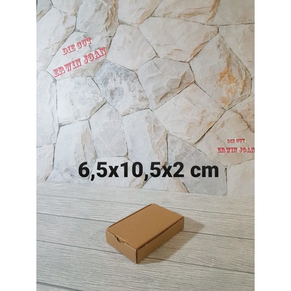 

Kardus Box uk 6,5x10,5x2 cm Kotak Karton Die Cut