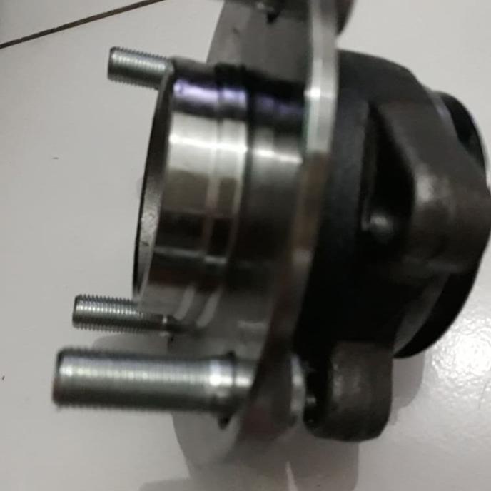 bearing roda depan Livina