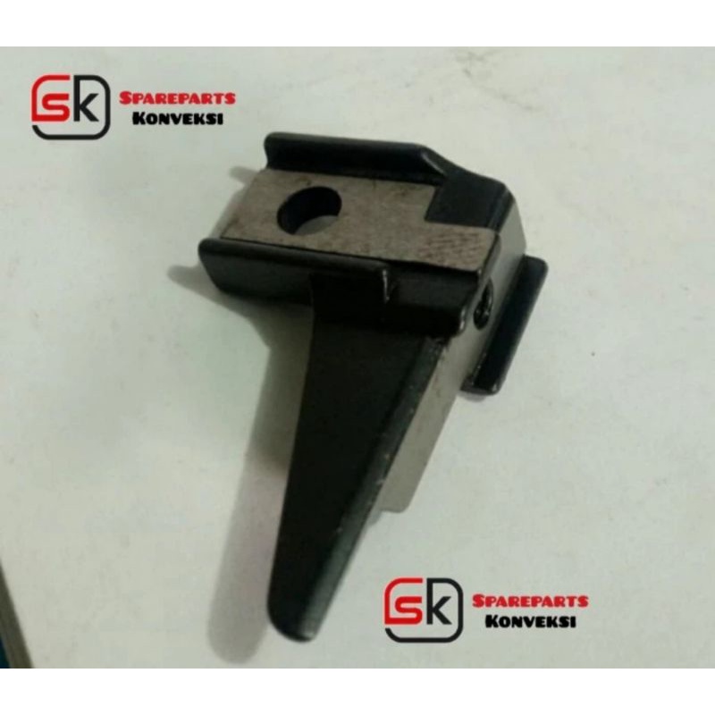 KR20 DUDUKAN PISAU ATAS MESIN OBRAS TYPICAL 747F