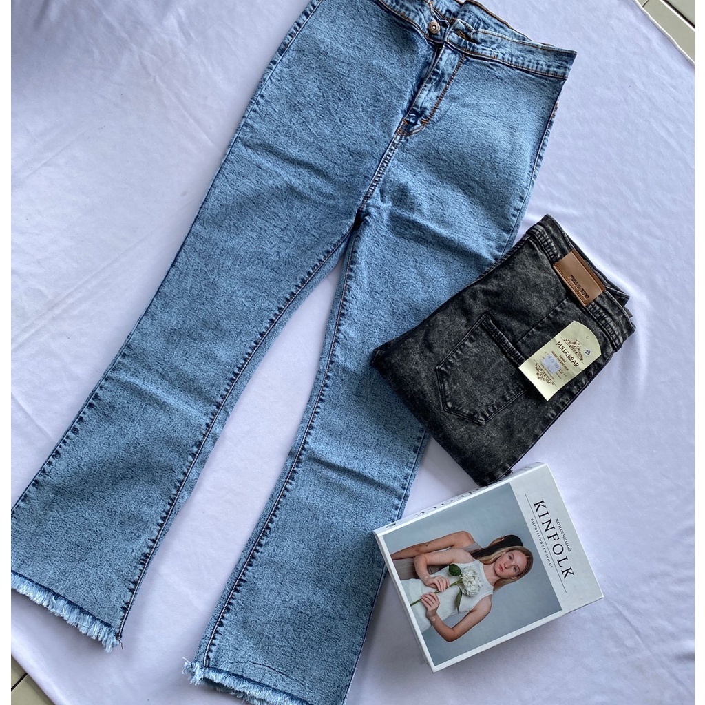 HIGH WAIST JEANS CUTBRAY