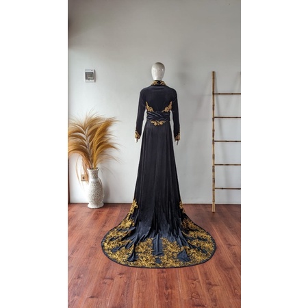 kebaya pengantin bludru sabrina