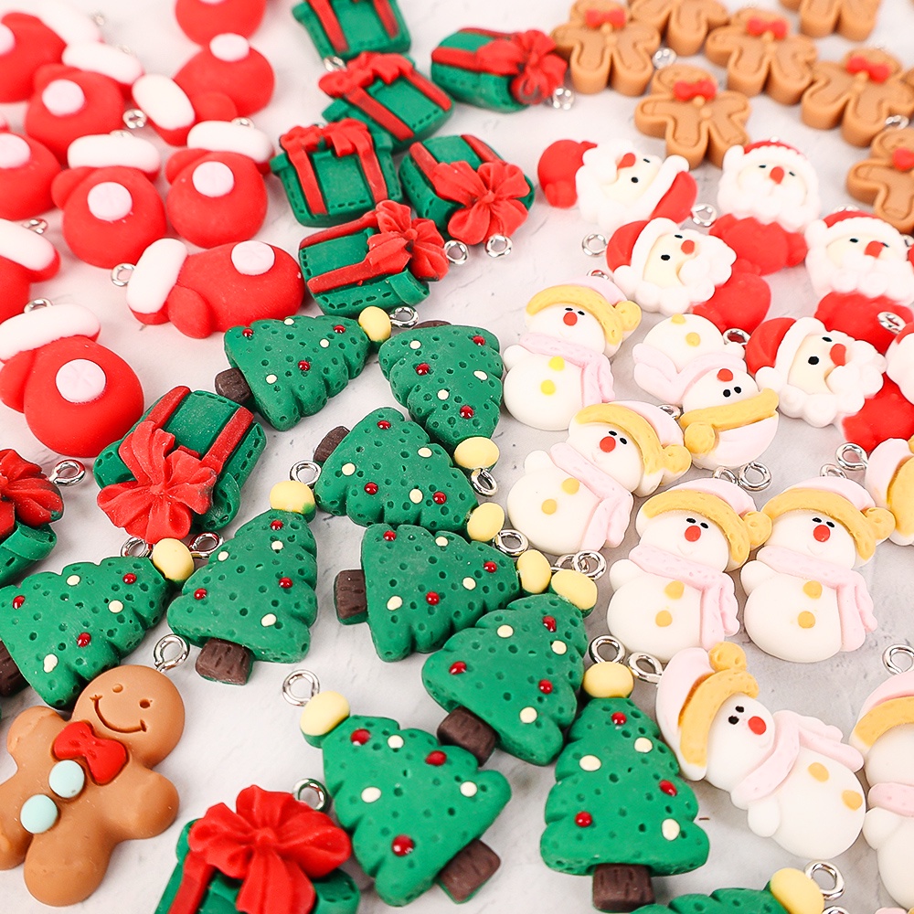 10pcs Liontin Resin Desain Santa Gingerbread Man / Pohon Natal / Snowman Handmade DIY Untuk Membuat Perhiasan