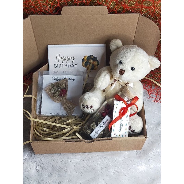 

kado hadiah ulang tahun pacar cewek hadiah valentine Hampers gift box wisuda hadiah kado anniversary