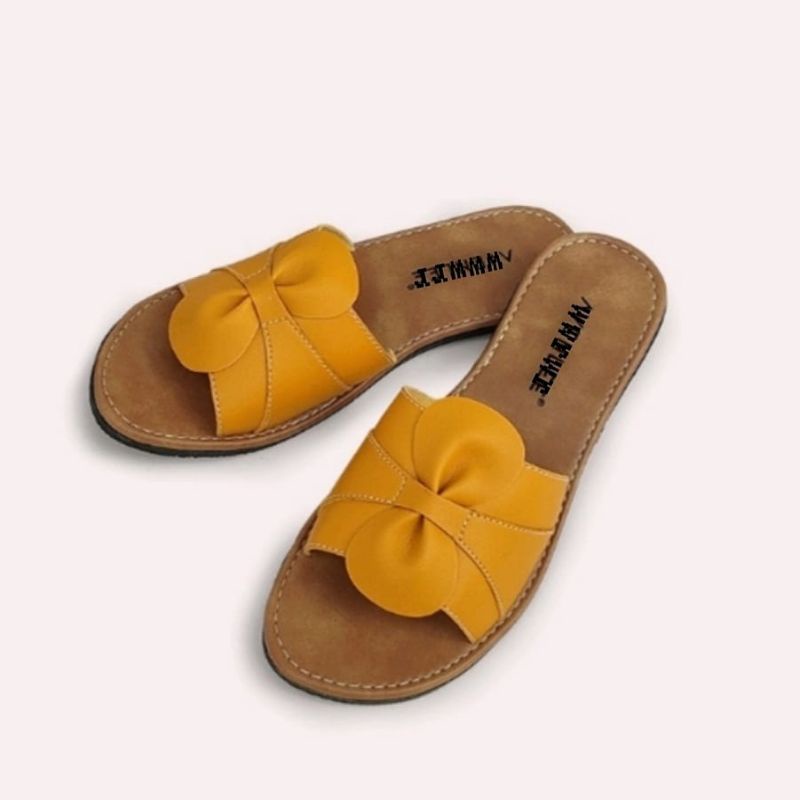 Sandal Kulit Wanita Slop Slide Flat Nonslip Motif Ban Dua