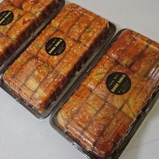 

Promo Menarik--ROTI GULUNG ABON /FLOSS ROLL ISI 12PCS