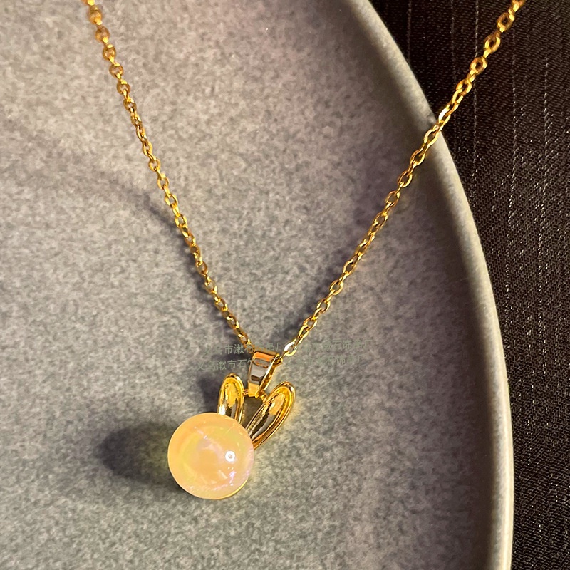 Kalung Rantai Lapis Emas 18K Dengan Liontin Batu Giok Hetian Natural Bentuk Kelinci Untuk Wanita