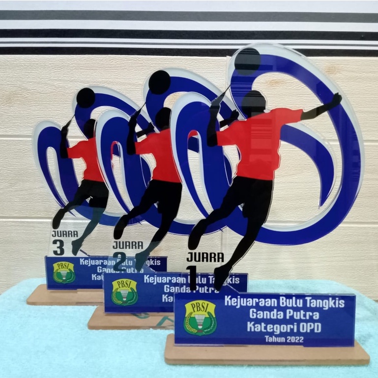 Piala Trophy Plakat Akrilik Tournament Bulu Tangkis