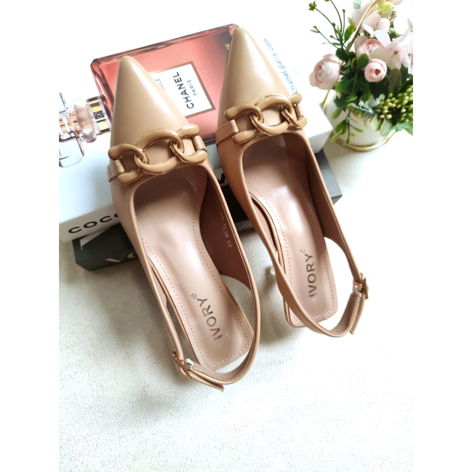 IVORY Sepatu Heels Tali belakang Import IV7-TL38