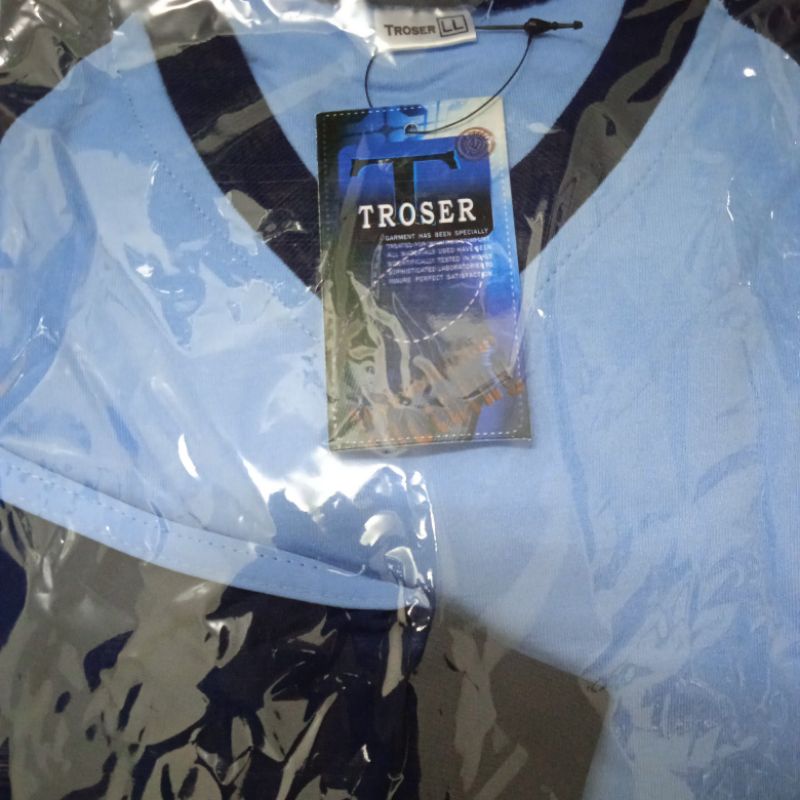 Celana dan Baju Training Olahraga Navy List Biru