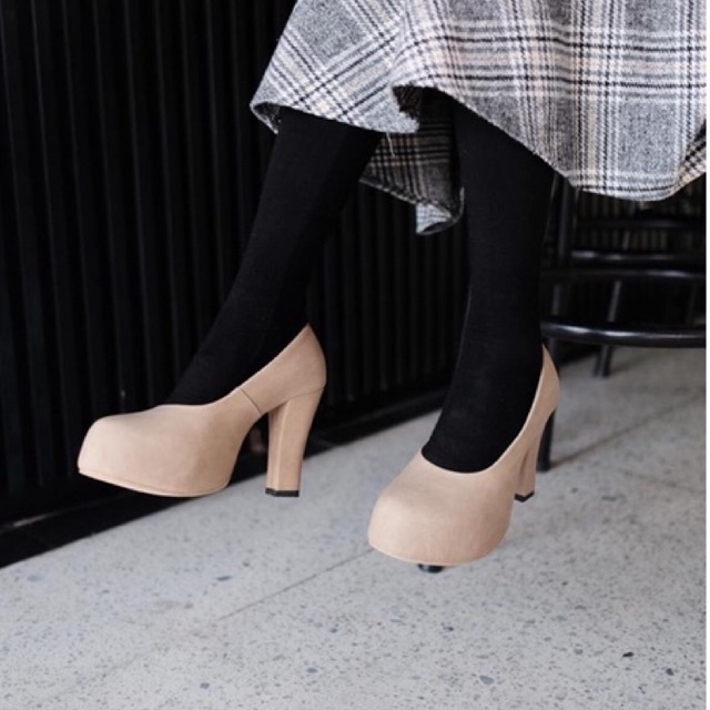 [SIAP KIRIM] BRShoes36 Krem Sepatu High Heels Wanita