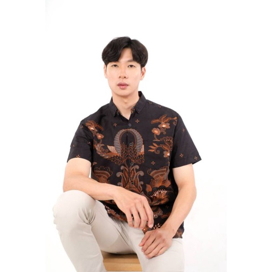 KEMEJA BATIK SLIM FIT LENGAN PENDEK