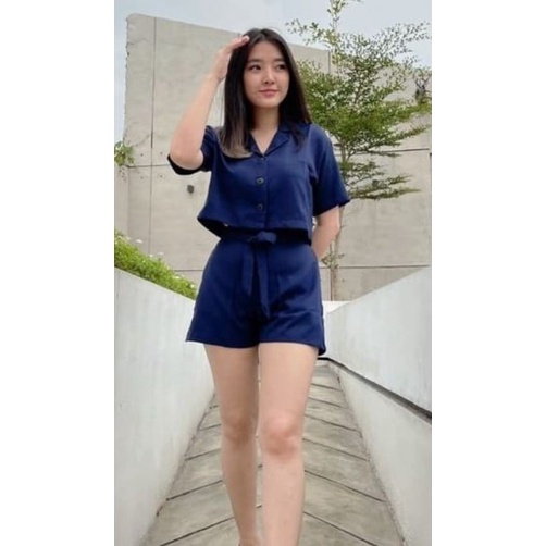 Set Crop Celana Pendek Polos
