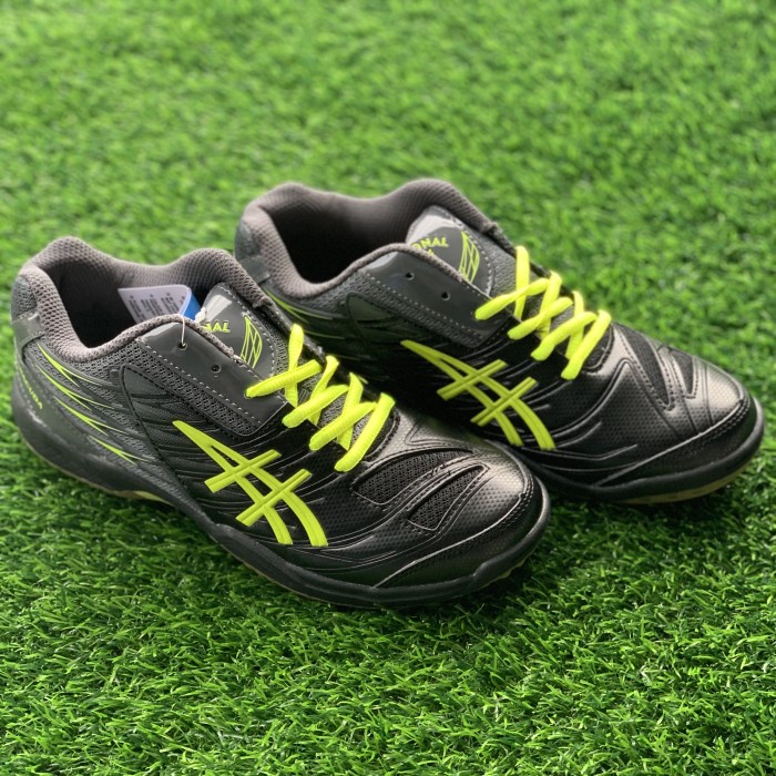 sepatu bulutangkis badminton Professional Original Barracuda black neo - 41