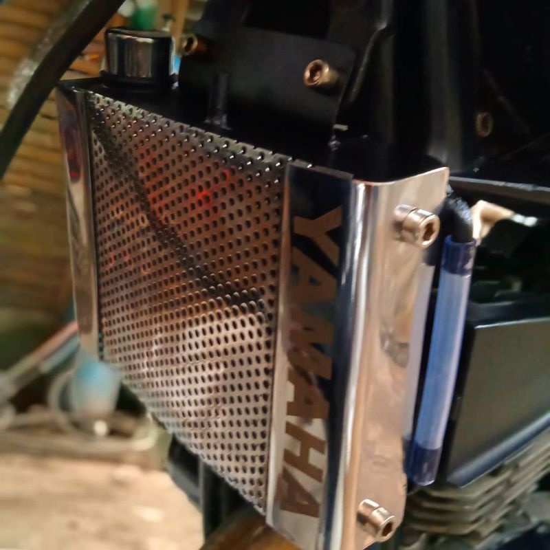 tempat,wadah,box,botol oli samping RX king variasi model radiator