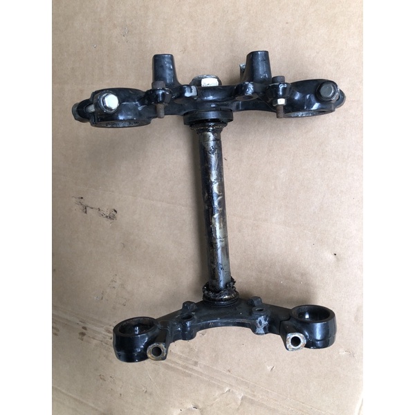 Segitiga T megapro hiu segita Shock megapro hiu T