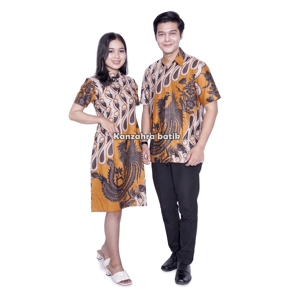 Batik Couple Dress Dan Kemeja Motif Merak Warna kuning Hem Pria Wanita Seragam by Kanzahra Batik