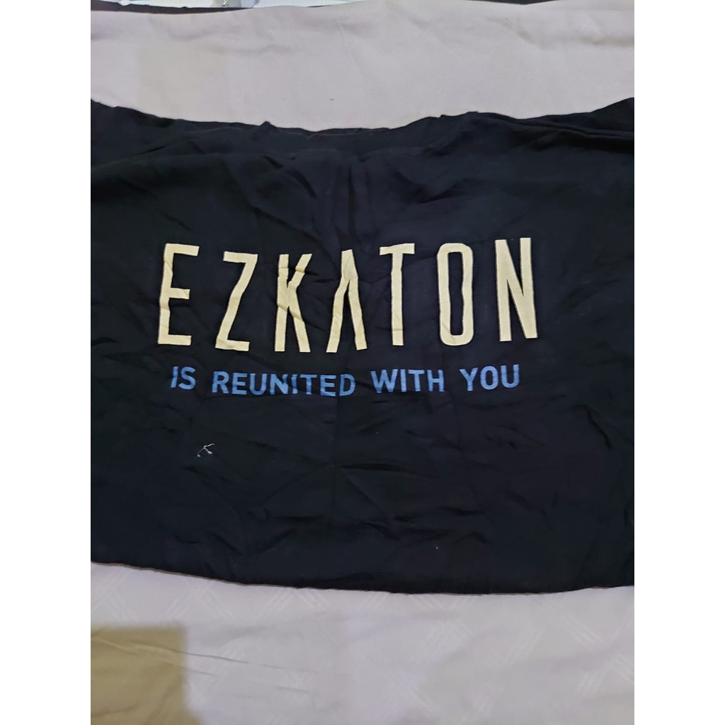 [Thrift/Preloved] Crewneck Ezkaton Size XL