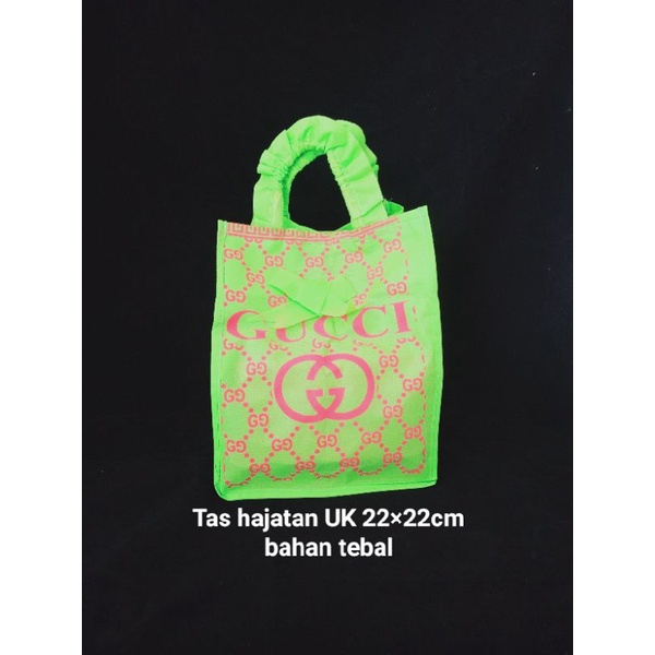 

Tas hajatan UK 22×22cm motif pita pegangan serut