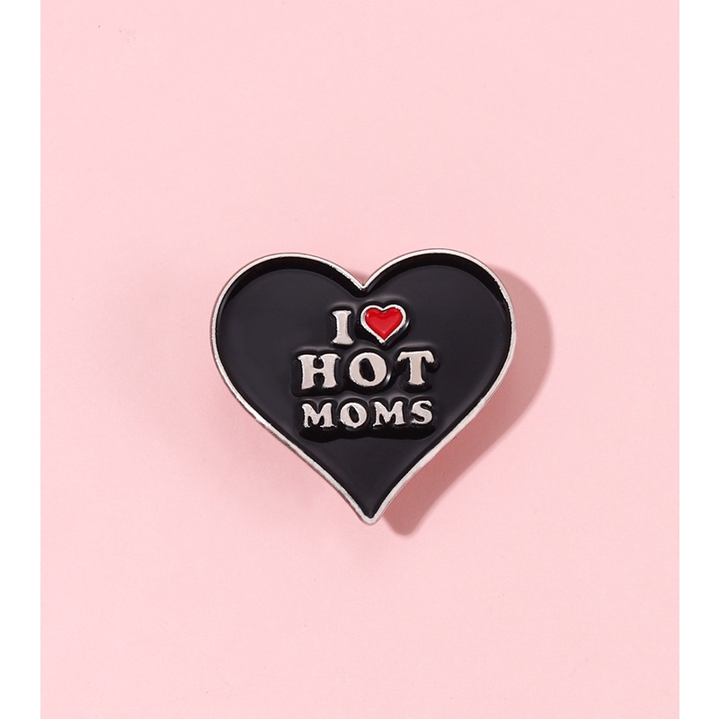 Bros Pin Enamel Desain I Love Mom Pasang Tas Ransel