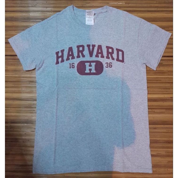 tshirt harvard tag gildan
