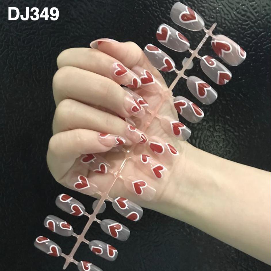 24Pcs Kuku Palsu Murah Motif DJ349 / Fake Nails Motif Gliter Glossy Nude / Nail Art Kuku Palsu