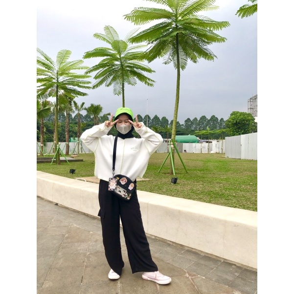 CROP TOP OUTLINE NEO CITY NCT