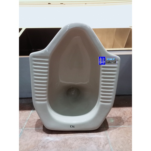 Win Tci - Closet / Kloset Jongkok / Toilet Squat Kw1 beige