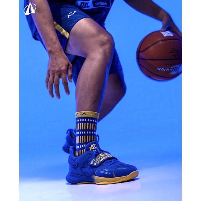 Sepatu Basket Ardiles AD2 Cyclone Biru Kuning