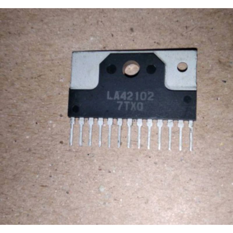 ic  suara tv LA 42102 asli
