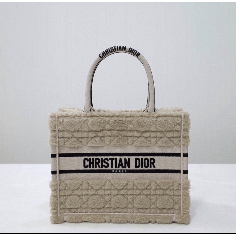 dior small tote book beige cannage shearling best quality 1:1