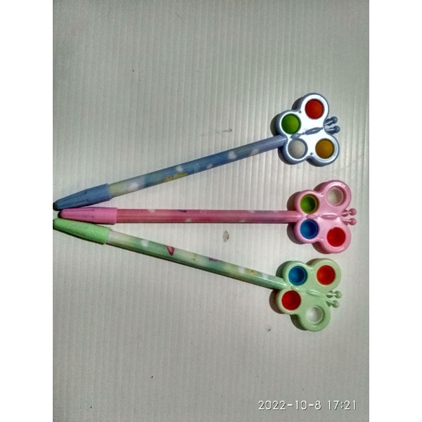 

PULPEN GEL KARAKTER KUPU-KUPU