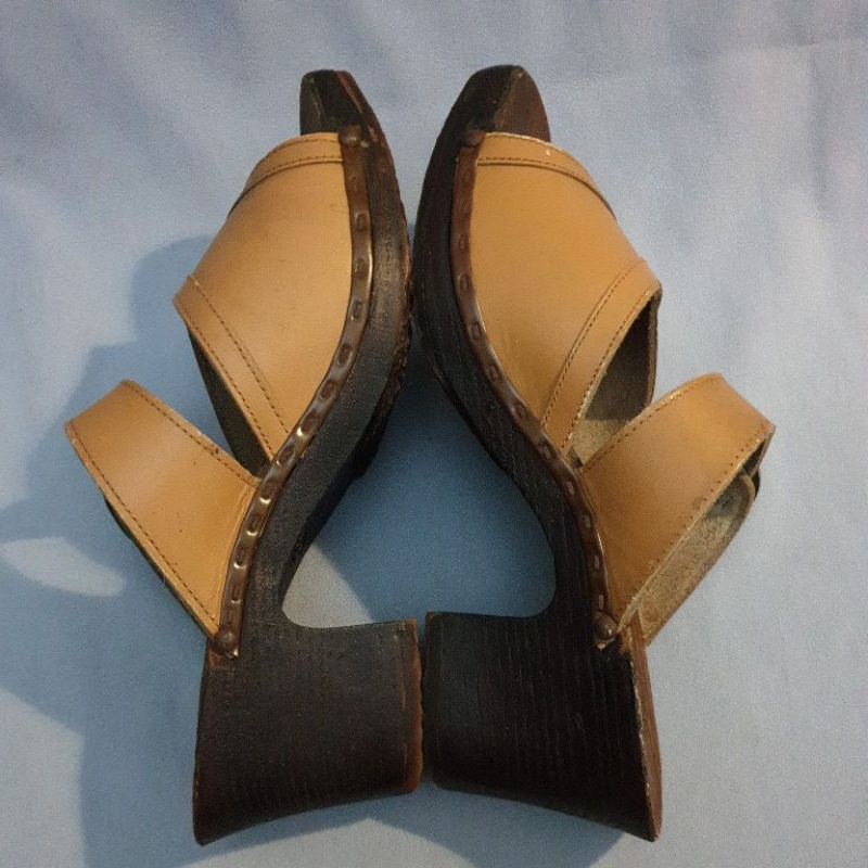 SANDAL SCHOLL PRELOVED