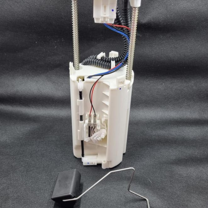Fuelpump Fuel Pump Pompa Minyak Bensin Innova Inova Hilux Bensin 1Tr