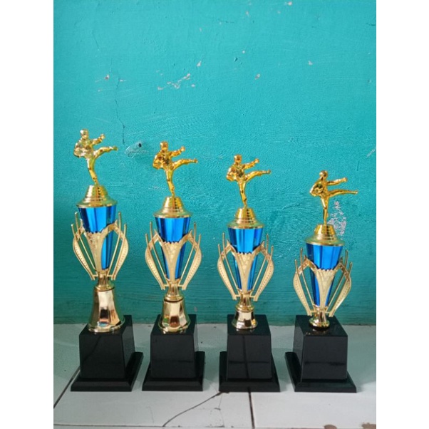 Piala Body 102 Juara 1-4 +Patung Silat