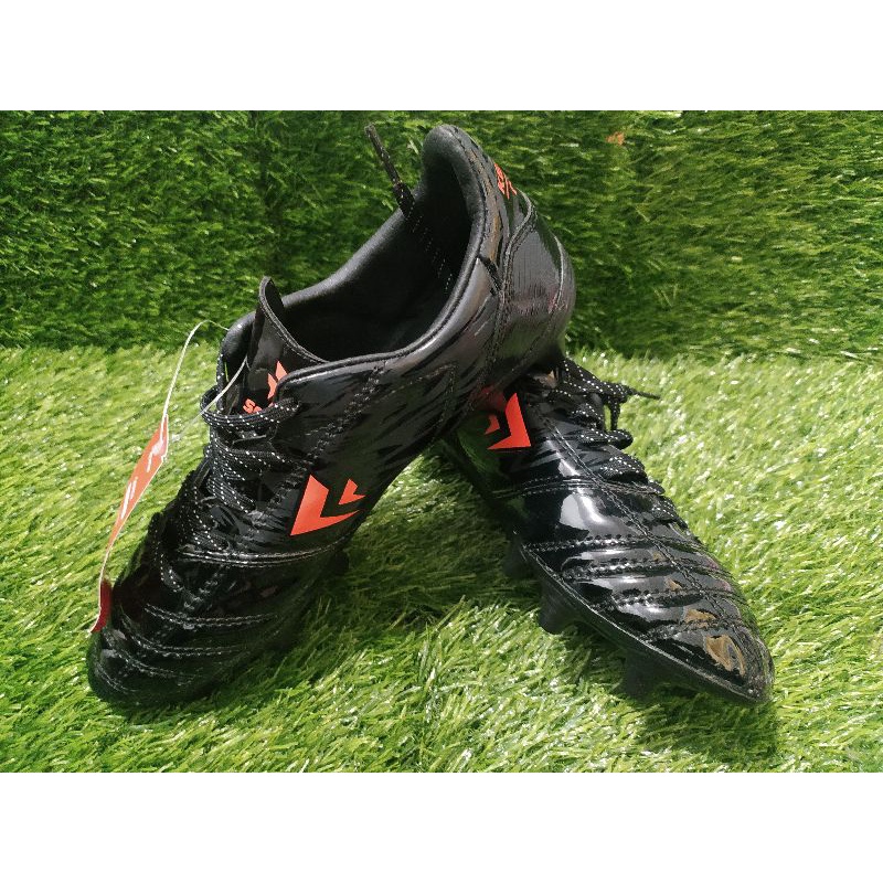 Sepatu Bola Sevspo Black Hitam Orange Glossy