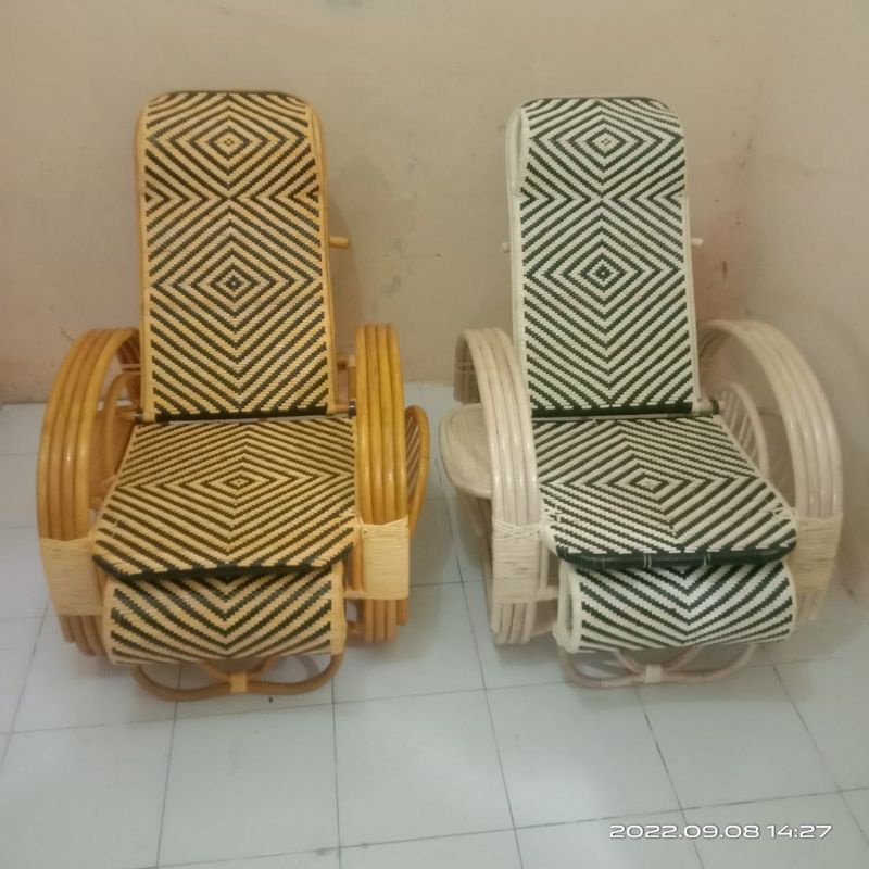 KURSI MALAS KURSI SANTAI ROTAN ASLI