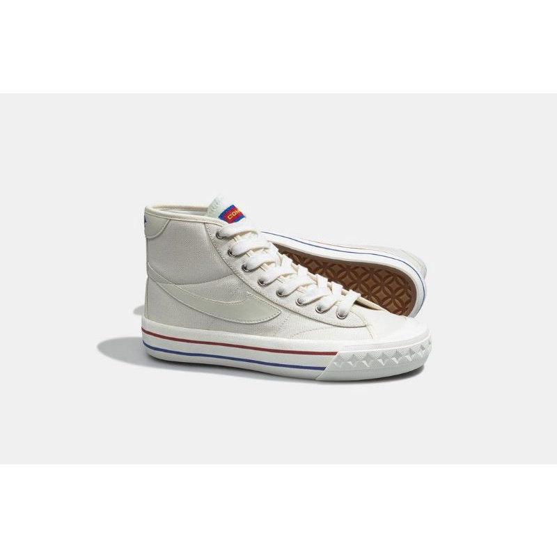 sepatu compass cream high