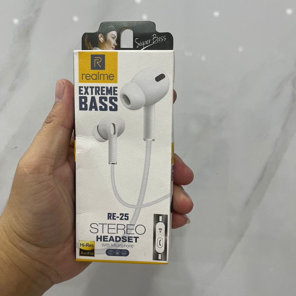 HANDSFREE SUPER BASS EXTRA LEBIH BASS SULTAN - Kabel elastis dan tahan lama - Stylish dan elegan - Bisa untuk panggilan telpon - Dapat mengurangi kebisingan  SPESIFIKASI: - Dimensi: 4x1.5mm - Sensitivitas: -42dB+/-3dB - Respon frekuensi: 30-16.00