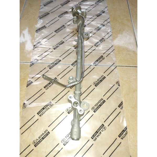 PIPA INJECTOR KOMPLIT VACUM TOYOTA DENSO INNOVA BENSIN ORI