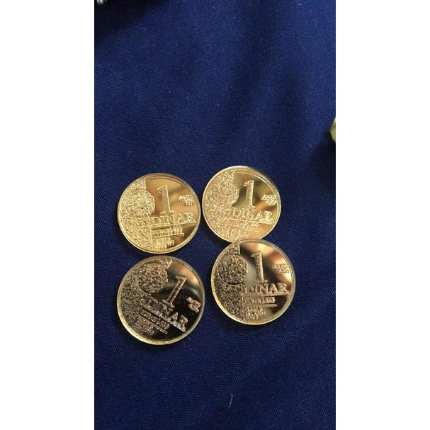 HIASAN MAHAR DIRHAM / DINAR AKRILIK